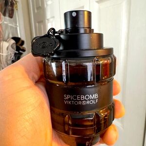 VIKTOR&ROLF SPICEBOMB EDT
